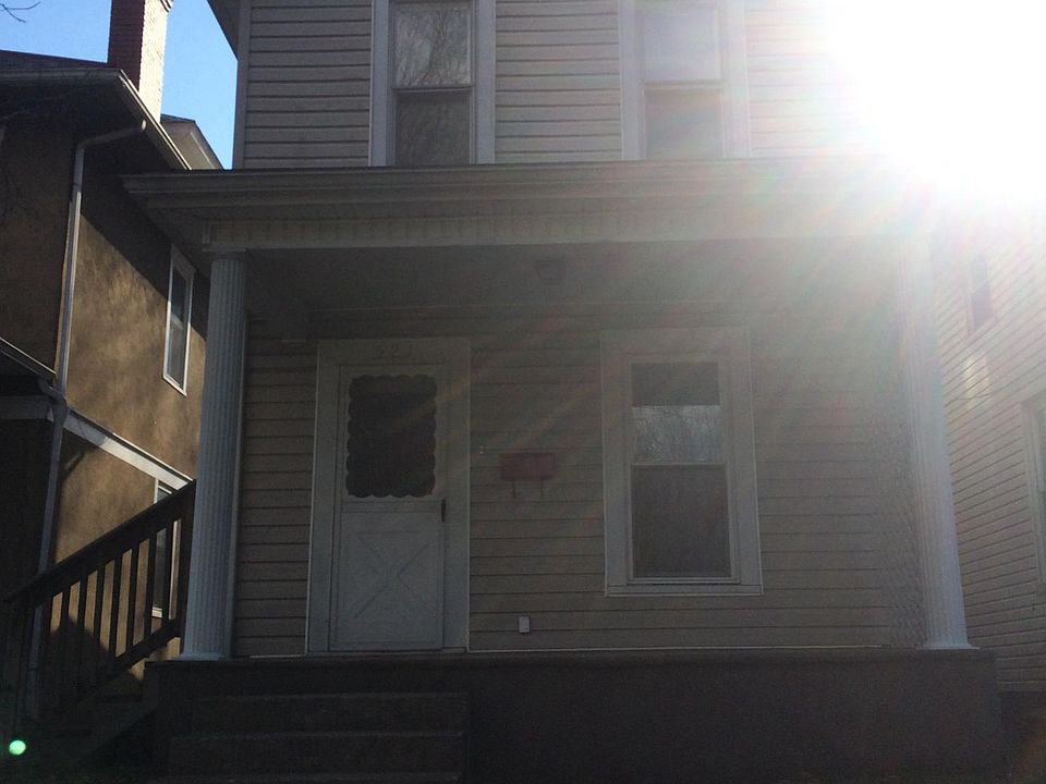 1st image of 521 7th St