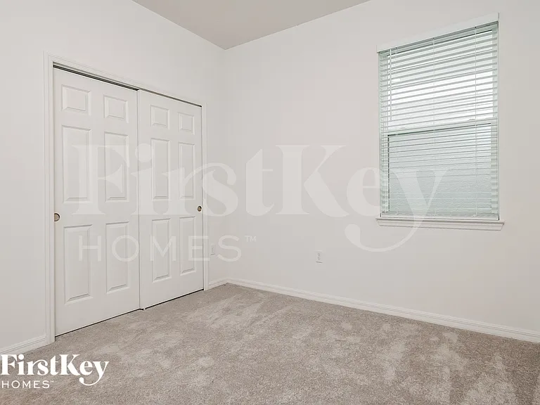 1196 Spokane Point — Photo 13