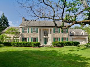 340 King Muir Rd, Lake Forest, IL 60045