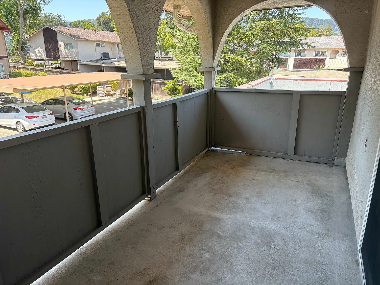 3 bed, 1300 sqft, $3,000 — Photo 4