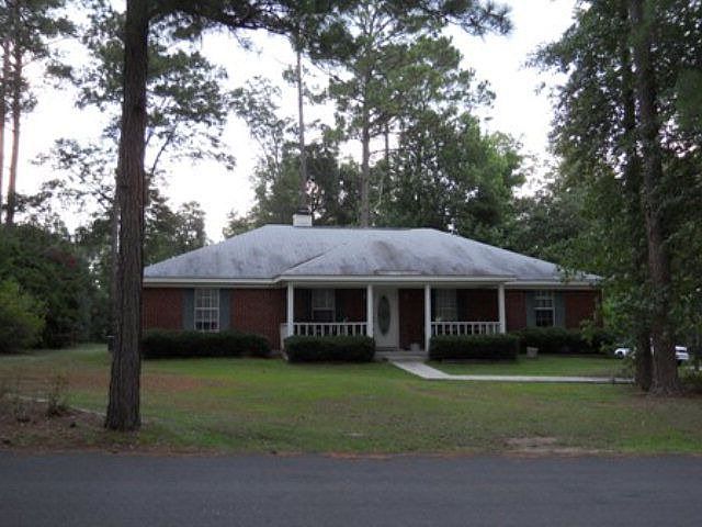 1st image of 104 Dogwood Ln W
