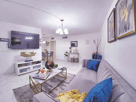 4th image of 1325 W 68th St APT 113