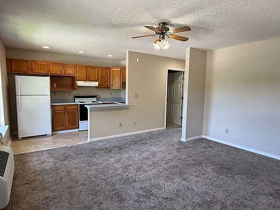 4th image of 139 Honeycutt St