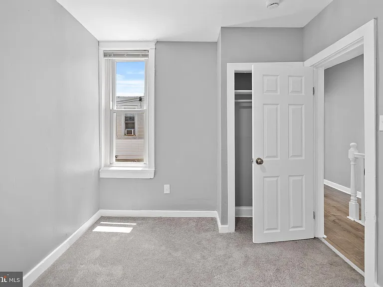 510 E Willard St — Photo 17