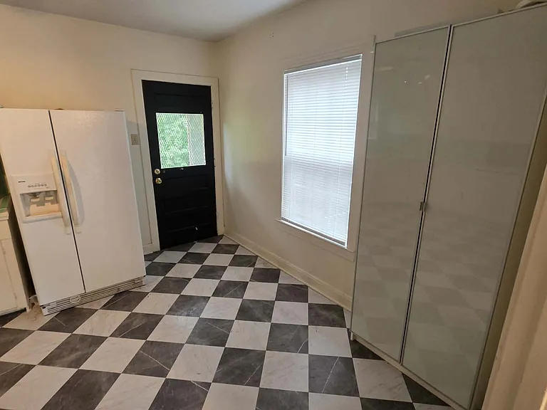 1503 Arcadia Ave — Photo 9