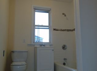 21 Kelly Pkwy, Bayonne, NJ 07002