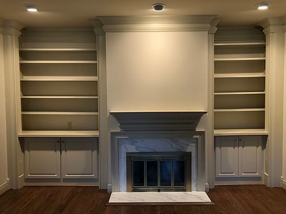 LR | Built-ins & Marble 