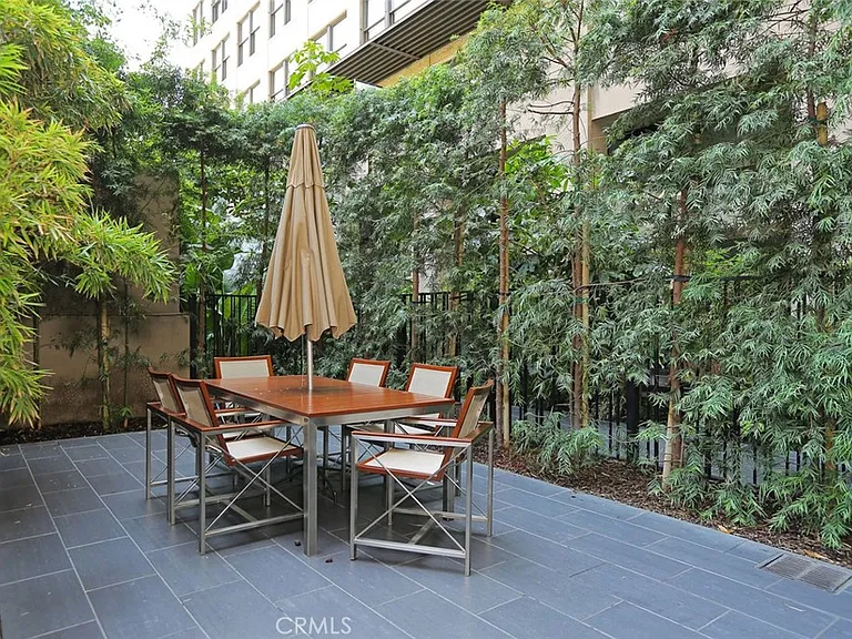 460 S Spring St #1303 — Photo 4
