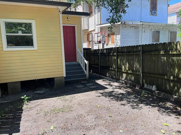 3223 Iberville St — Photo 12