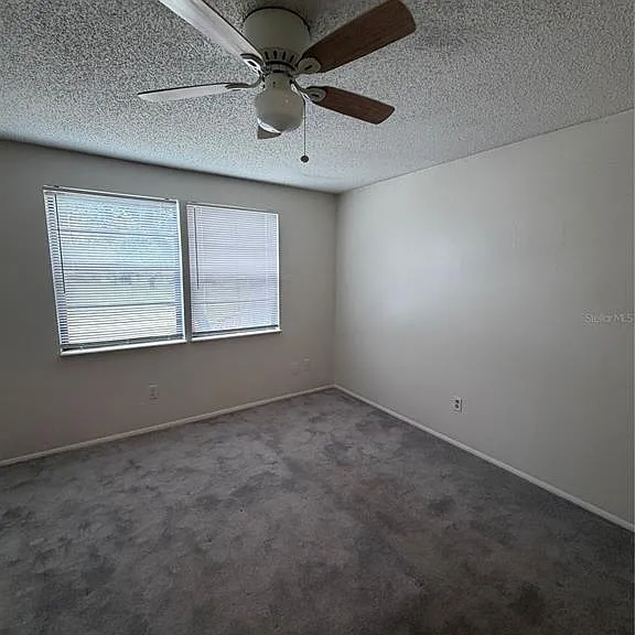 4911 Silver Oaks Vlg #F — Photo 10