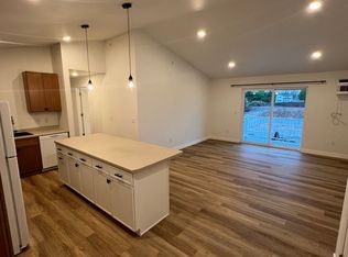 141 Highview Rd #11, Pulaski, WI 54162