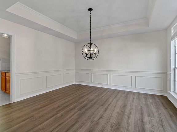 2nd image of 7913 Kettlewood Ct