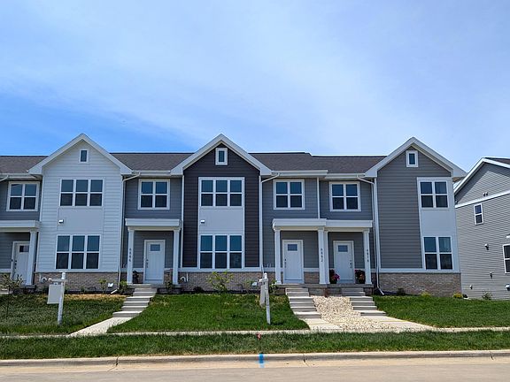 2nd image of 6882 Belle Fontaine Blvd