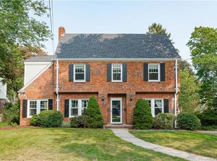 1992 Boulevard, West Hartford, CT 06107