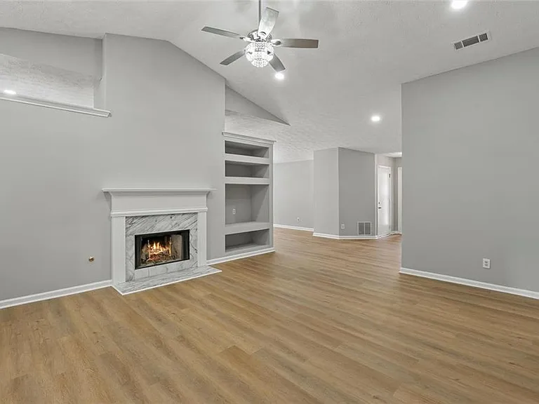 4680 Sterling Oaks Ct — Photo 6