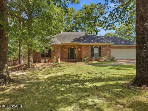 101 Oakmont Dr, Madison, MS 39110