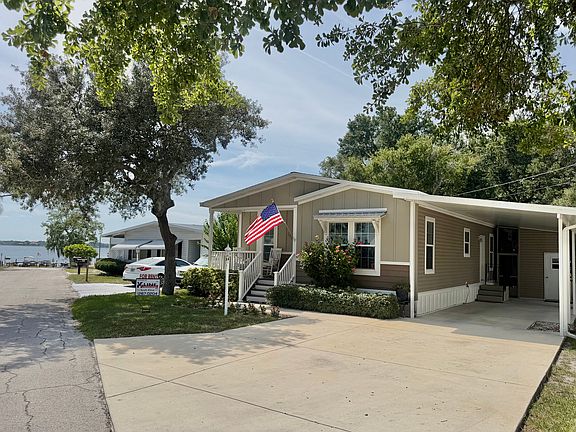 3rd image of 211 Hummingbird Ln