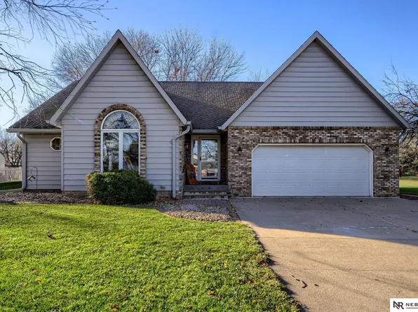 1663 N Elm St, Wahoo, NE 68066