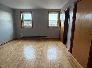 592 N 6th St, Newark, NJ 07107