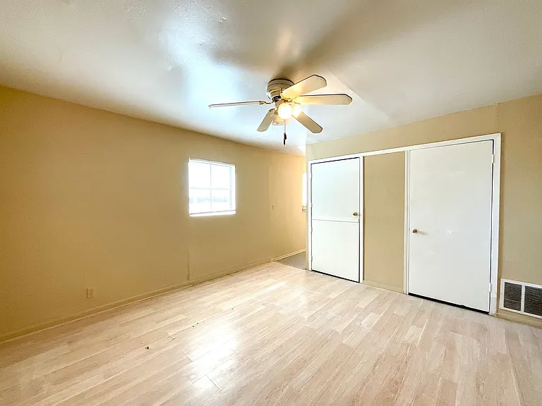 7042 Glen Mist — Photo 15
