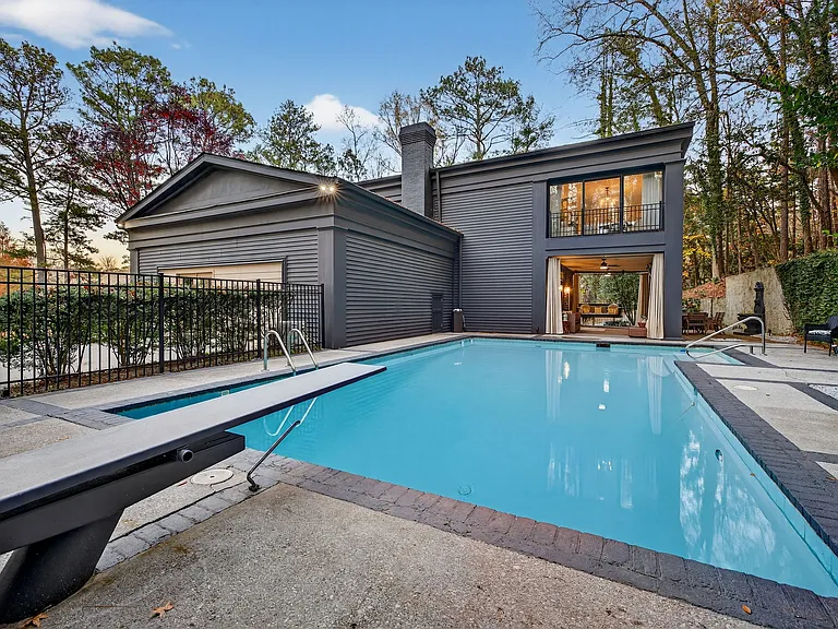 2525 Spalding Dr — Photo 29