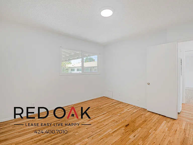 4961 Coldwater Canyon Ave #15 — Photo 22