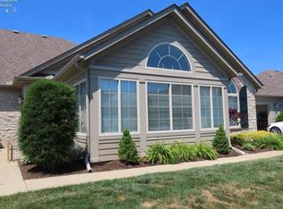 2750 Canterbury Cir, Pt Clinton, OH 43452