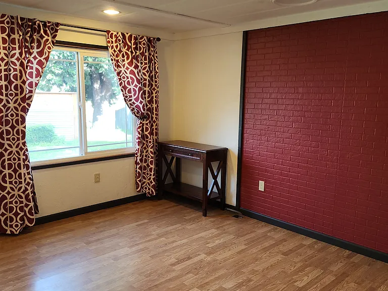 970 Indian Creek Rd #1 — Photo 10
