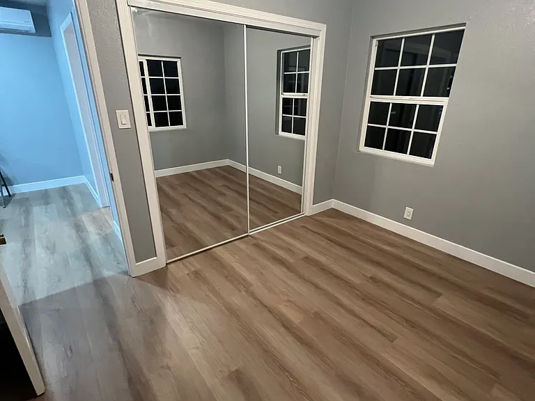 364 S Ferris Ave #1/2 — Photo 6
