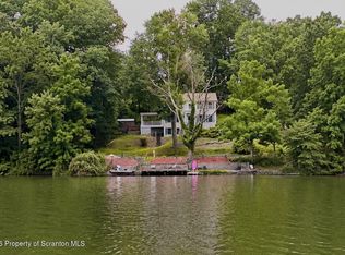 155 Baylors Lake Rd, Nicholson, PA 18446
