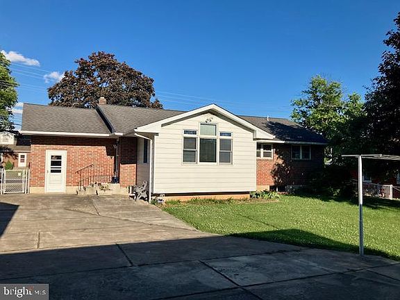 4th image of 720 Lorane Rd