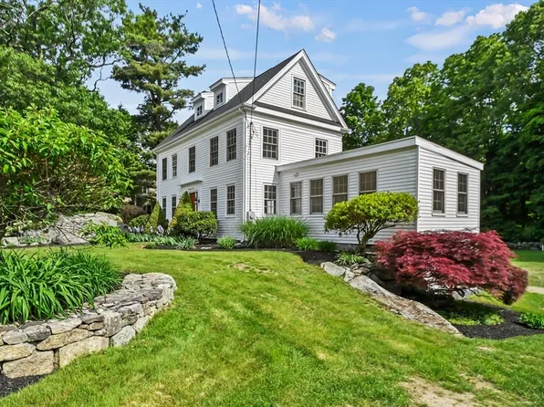 210 Wood St, Hopkinton, MA 01748