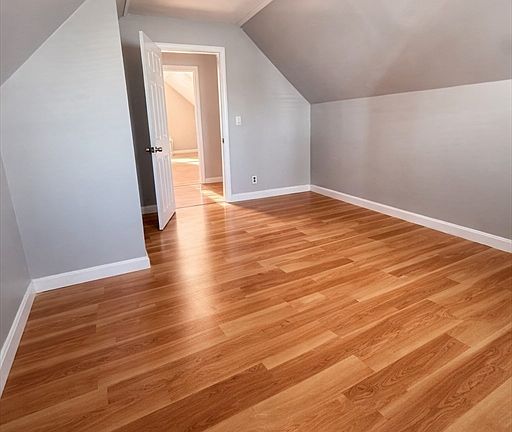 5th image of 67 Prospect St
