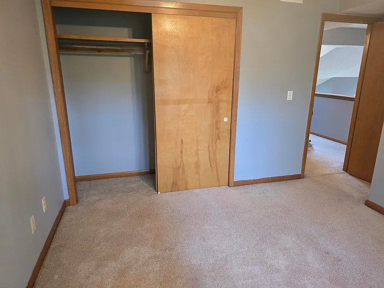 3929 Balsam Dr — Photo 33