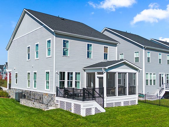 3rd image of 25516 Grassy Meadow Dr