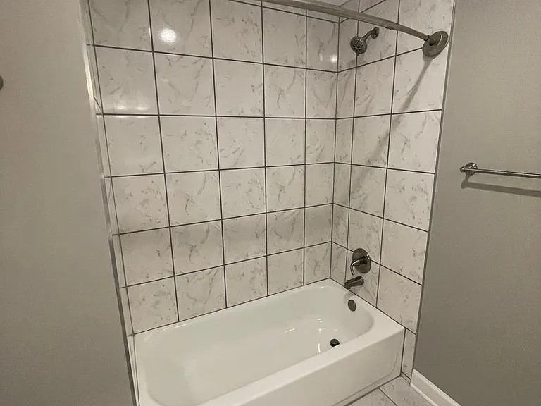 103 S Valley Hill Dr — Photo 17