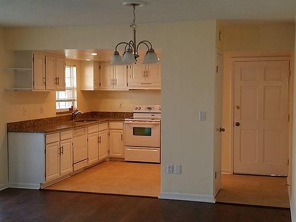 4th image of 8826 Bay Pointe Dr Unit H201