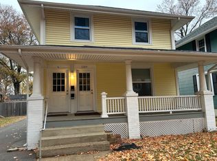 1209 W Governor St #1/2, Springfield, IL 62704