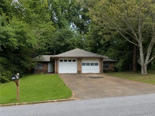 403 Harwell Hills St #A/b, Opelika, AL 36801