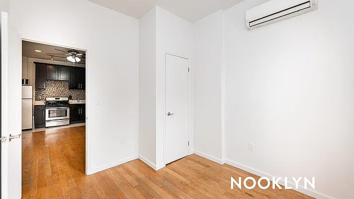 Rented by Nooklyn NYC LLC | media 31