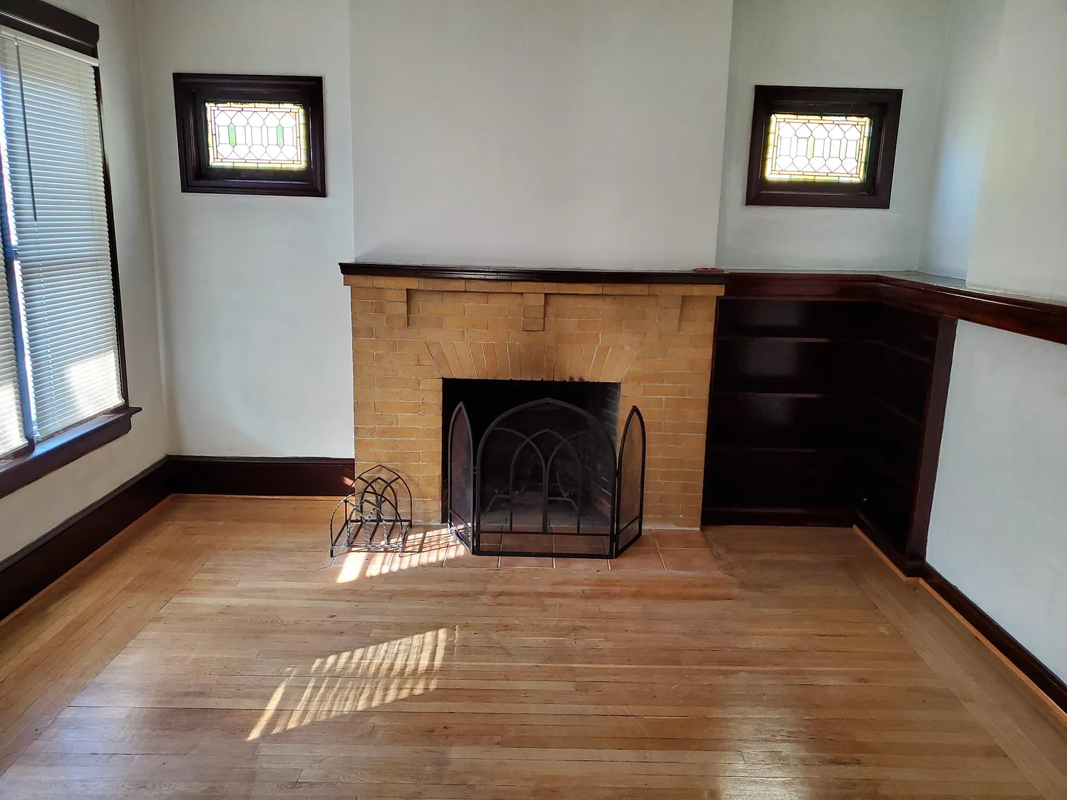 Westernview St, Springfield — Photo 2