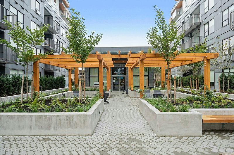 Coquitlam Apartment for rent - 2 Bedrooms — photo 18