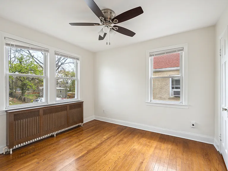 8619 Flower Ave #5 — Photo 10