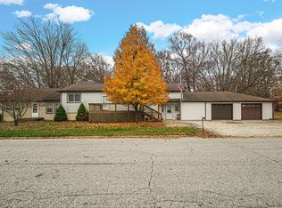 415 Grenway Rd, Kingsford Heights, IN 46346