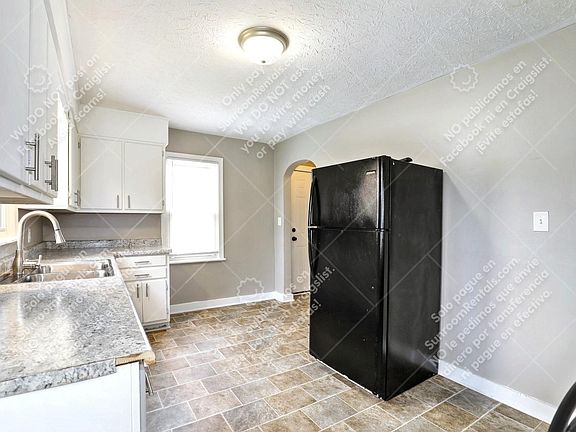 5th image of 3431 Arbor Ave