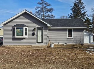 3942 Adair Ave N, Robbinsdale, MN 55422