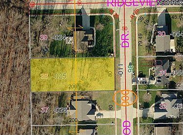 1st image of 692 Foxwood Dr