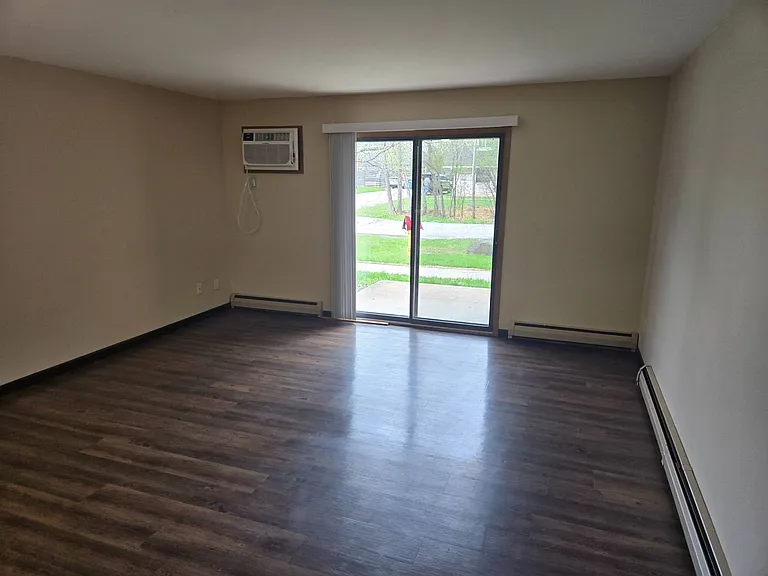 2521 Honey Lou Ct — Photo 1