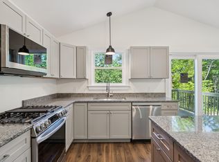 546 Mount Mica Rd, Paris, ME 04271