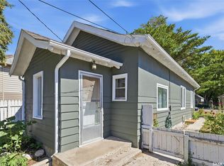 325 M AVENUE N, Saskatoon, SK S7L 2S4